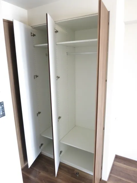 A-Standard Shibaura - Interior - ["Wood", "Flooring", "Floor"]