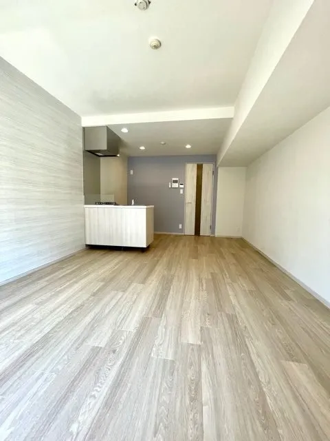 Residia Mejiro - Interior - ["Building", "Fixture", "Wood"]