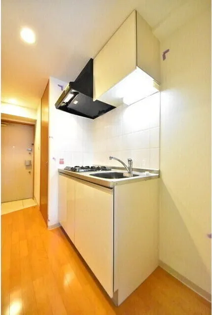 Aperto Nishi Shinjuku - Interior - ["Cabinetry", "Building", "Furniture"]
