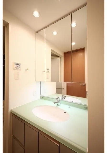 Prospect Nishi Sugamo - Interior - ["Flooring", "Interior design", "Floor"]