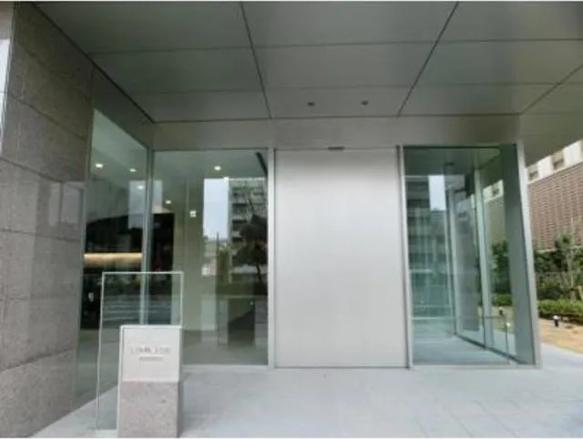 Rumireis Toyosu - Exterior - ["Building", "Fixture", "Rectangle"]