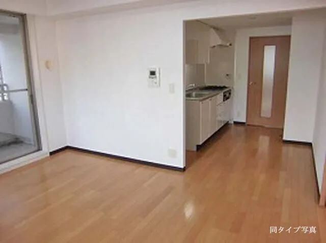 Comforia Ginza East - Interior - ["Floor", "Flooring", "Apartment"]