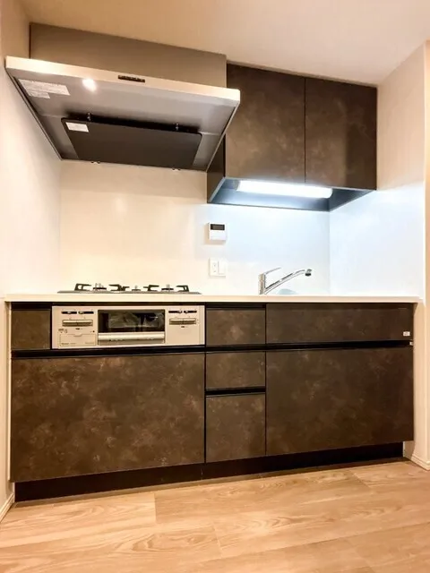 Royal Parks Ariake - Interior - ["Kitchen", "Kitchen Appliance", "Major appliance"]