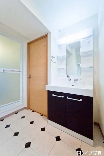 Prepre MIYA Hatchobori - Interior - ["Room", "Property", "Furniture"]