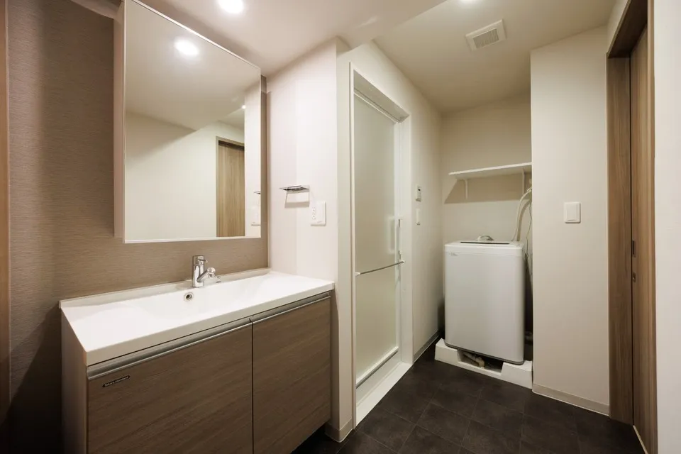 Hmlet Shinjuku Tower - Interior - ["Flooring", "Floor", "Interior design"]
