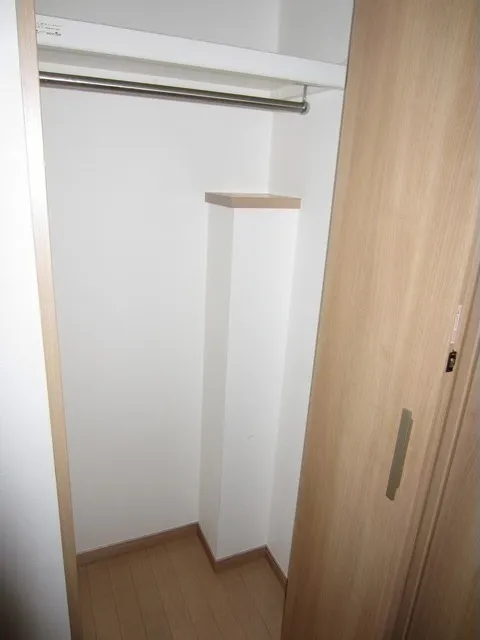 Ikegami 3-Chome Rental House - Interior - ["Handle", "Fixture", "Wood"]