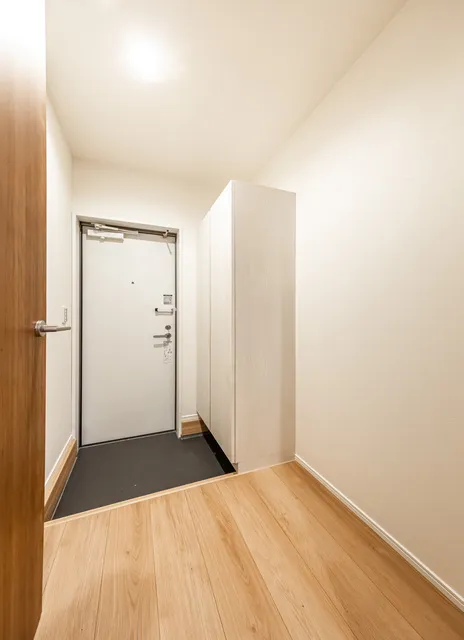 Astera Home Meguro Yutenji West - Interior - ["Building", "Fixture", "Door"]