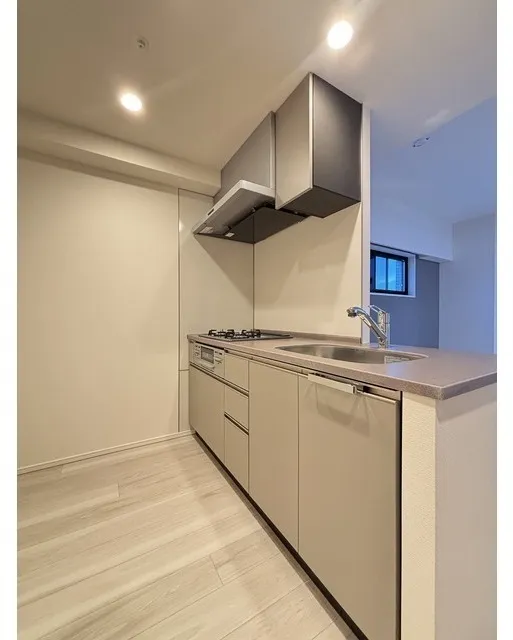 Geoent Ueno Inaricho - Interior - ["Kitchen", "Flooring", "Major appliance"]