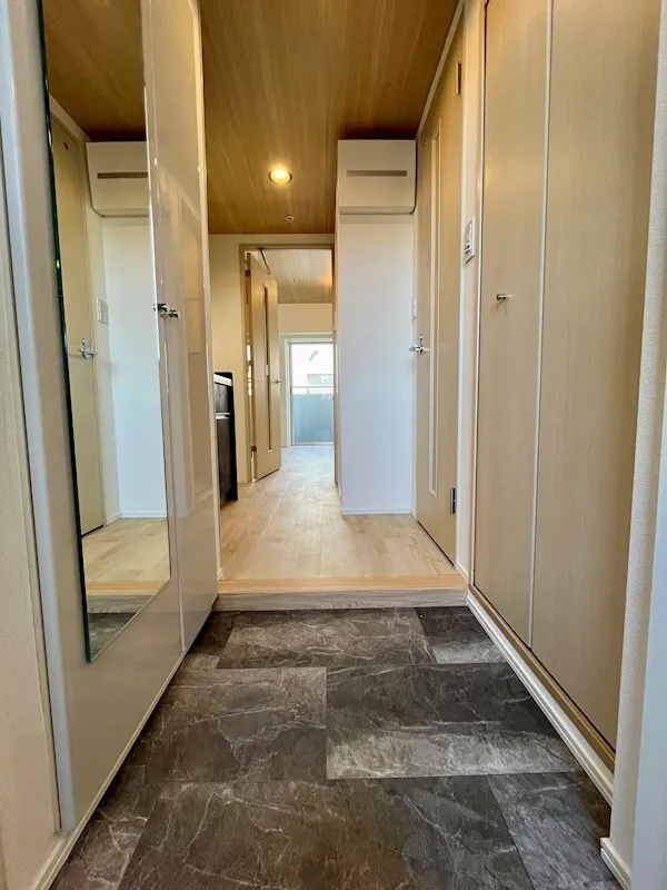 Residia Hiroo Ⅱ - Interior - ["Building", "Door", "Fixture"]