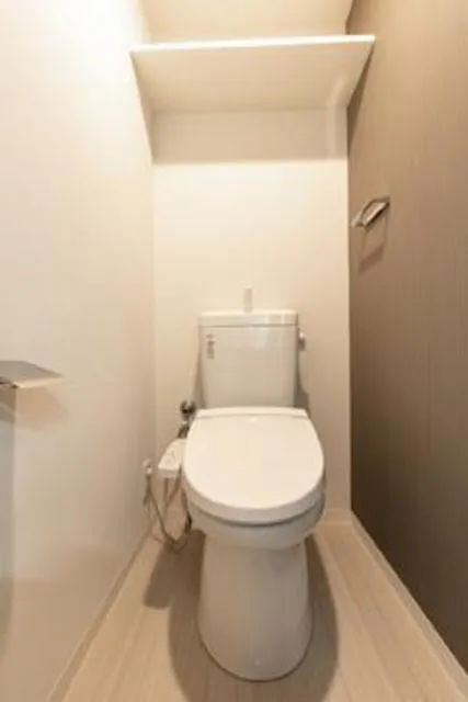 The Magnolia Garden Ebisu - Interior - ["Toilet", "Toilet seat", "Bathroom"]
