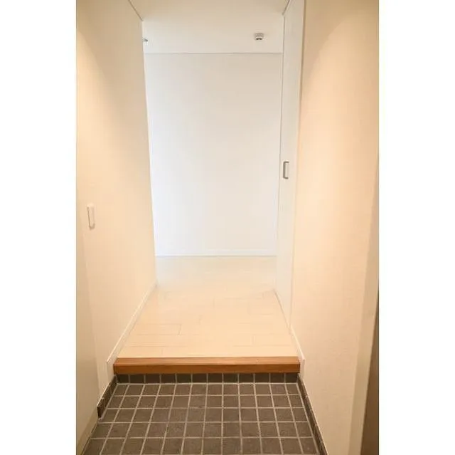 Shibuya Property Tower - Interior - ["Wood", "Rectangle", "Flooring"]