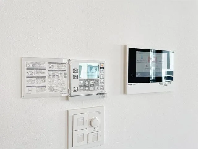 M Trianon - Interior - ["Electronic device", "Technology", "Electronics"]