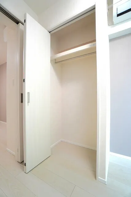 CREATIF Bunkyo Sendagi - Interior - ["Flooring", "Wood", "Floor"]