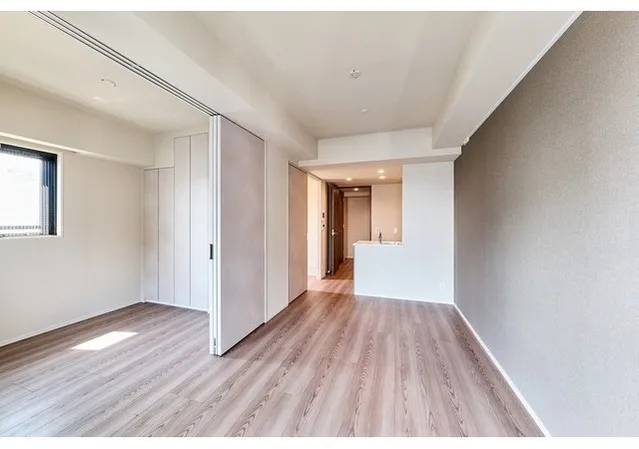 Lefon Progres Akabane Marks - Interior - ["Flooring", "Floor", "Ceiling"]