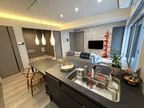 Ferris Court Jiyugaoka - Design - ["Interior design", "Countertop", "Flooring"]