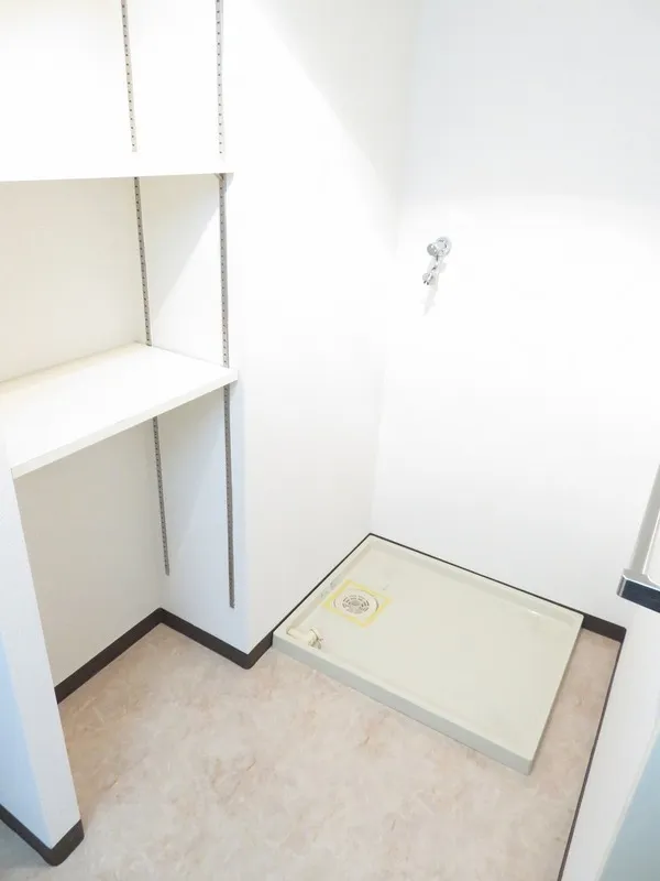 CITY SPIRE Nishikasai - Interior - ["Wood", "Flooring", "Floor"]