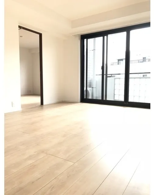 Abitation - Interior - ["Flooring", "Floor", "Wood flooring"]
