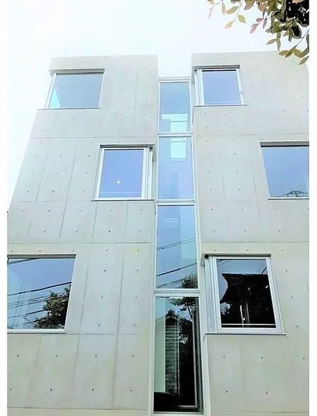 Solana Takanawadai - Exterior - ["Window", "Sky", "Fixture"]