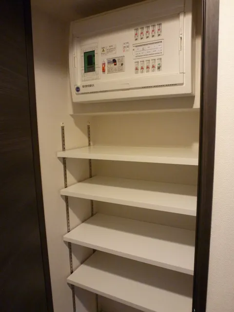 Park Habio Ebisu - Interior - ["Shelf", "Shelving", "Wood"]