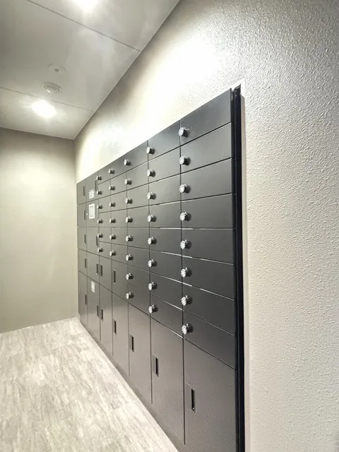 Due Hikifune II - Other - ["Locker", "Household hardware", "Tile"]