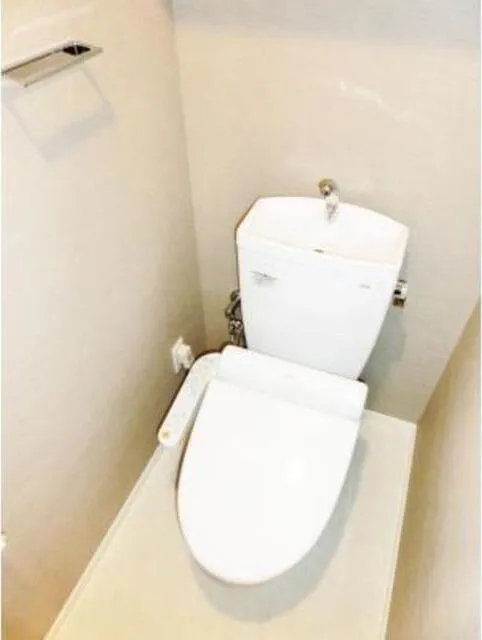Park Axis Ikegami - Interior - ["Toilet seat", "Toilet", "Plumbing fixture"]
