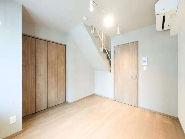 Pratique Nakano-Sakaue - Interior - ["Flooring", "Wood", "Floor"]
