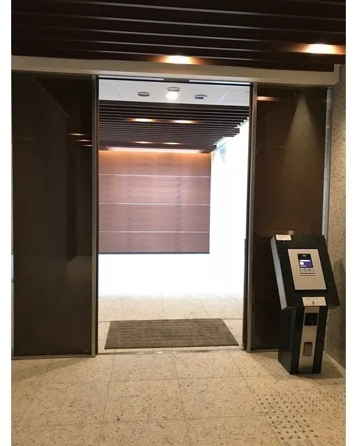 The Park House Nishi-Shinjuku Tower 60 - Exterior - ["Ceiling", "Property", "Lighting"]