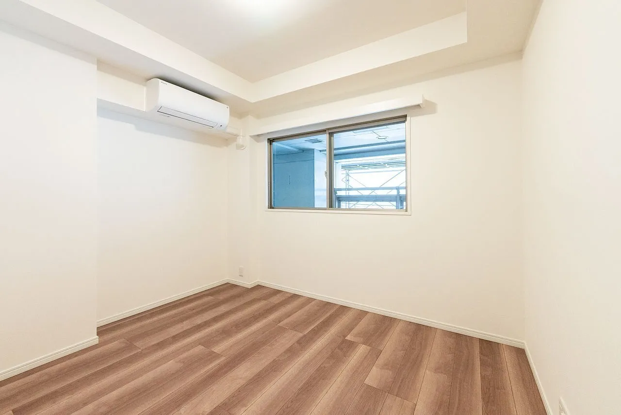 Platine Tamachi - Interior - ["Flooring", "Wood", "Floor"]