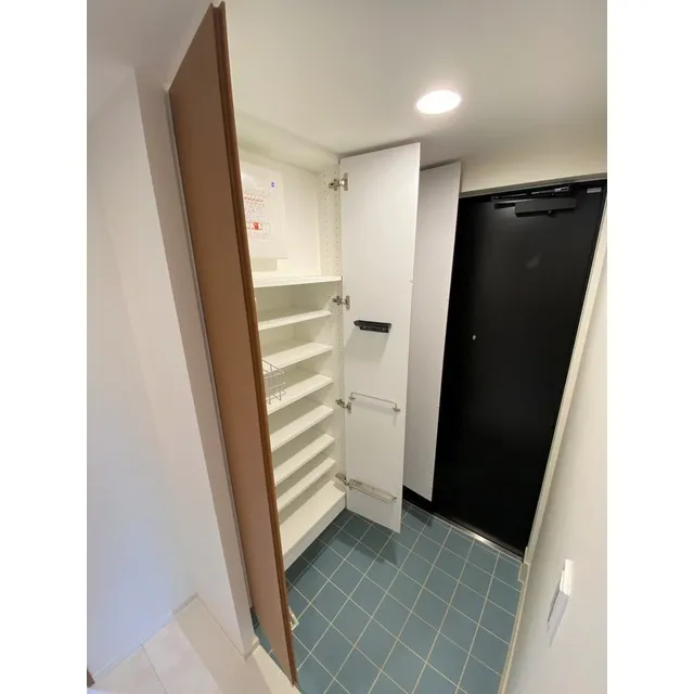 City House Nishi Ikebukuro - Interior - ["Door", "Fixture", "Wood"]