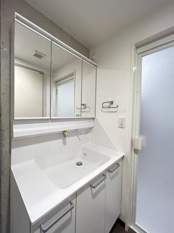 Belle Maison Nakamurabashi South - Interior - ["Plumbing fixture", "Bathroom Sink", "Sink"]