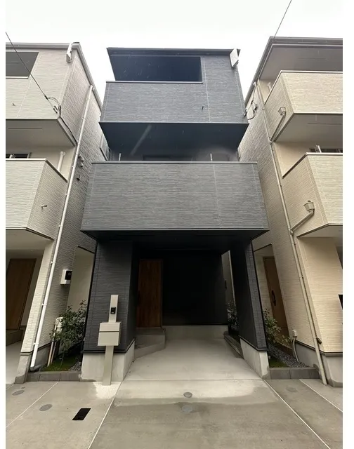 Kolet Machiya #11 - Exterior - ["Composite material", "Concrete", "Building material"]