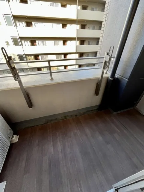 Residia Tower Kamiikebukuro (Tower Building) - Interior - ["Flooring", "Wood", "Floor"]