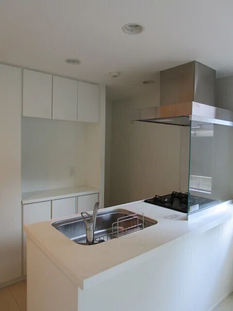 Sunshine Matsumoto No.17 - Interior - ["Cabinetry", "Countertop", "Building"]