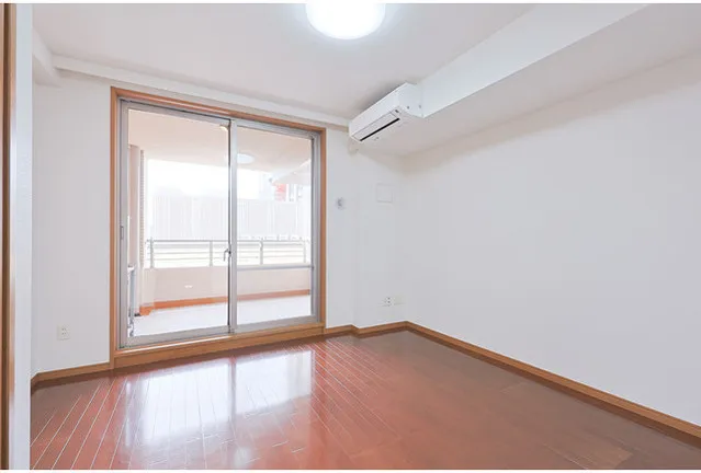 Residence Charmant Tsukishima - Interior - ["Flooring", "Floor", "Wood flooring"]