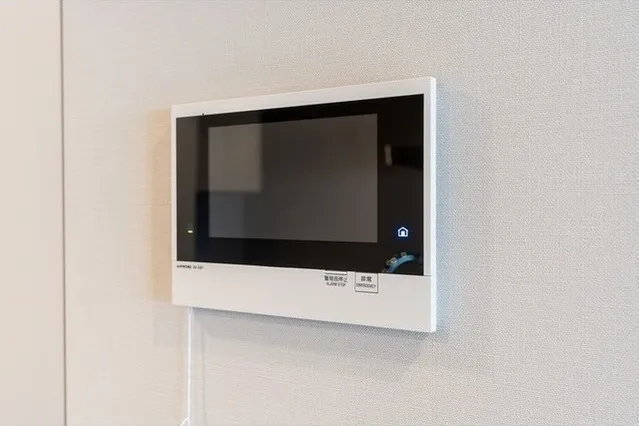 The Glow Mita - Interior - ["Electronic device", "Display device", "Electronics"]