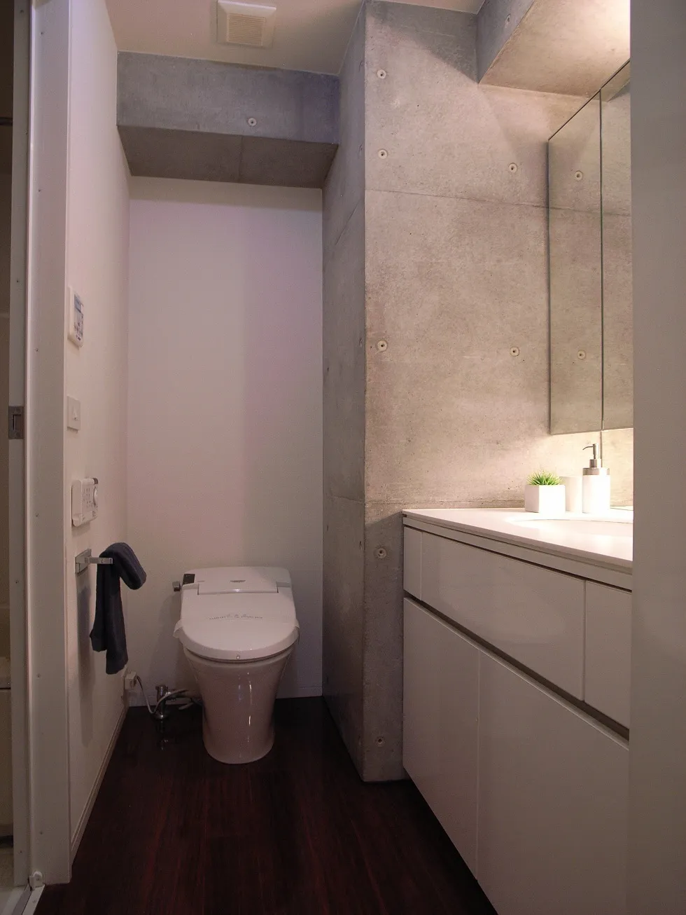 Arden Shiba Park - Interior - ["Plumbing fixture", "Flooring", "Interior design"]