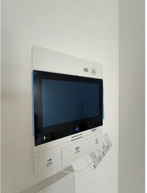 Comfortia Liv Bunkyo Sendagi - Interior - ["Electronic device", "Technology", "Display device"]