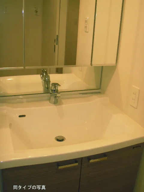 Comforia Asakusabashi DEUX - Interior - ["Brown", "Tap", "Plumbing fixture"]