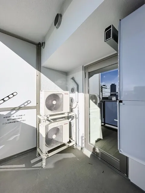 Royal Parks Ariake - Interior - ["Interior design", "Ceiling", "Floor"]