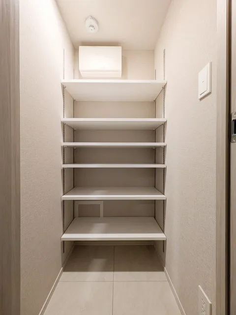 AIFLAT Shinagawa Togoshi Parkside - Interior - ["Flooring", "Wood", "Floor"]