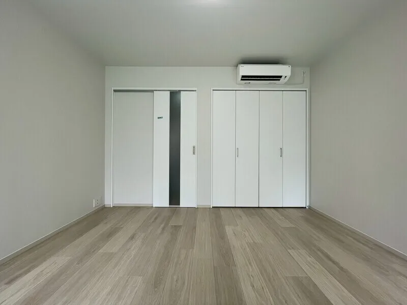 Milia Residence Sakurashinmachi Garden - Interior - ["Flooring", "Floor", "Wall"]