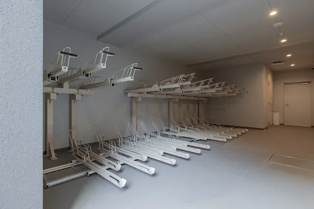 Asyl Court Shoto - Other - ["Flooring", "Ceiling", "Floor"]