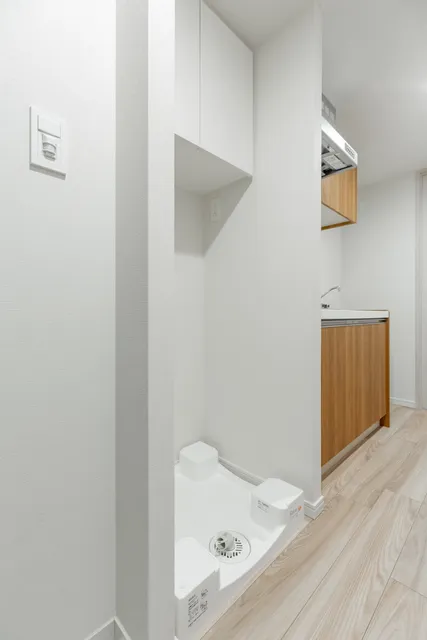 Belfirth Omori Sanno - Interior - ["Flooring", "Wall", "Wood"]