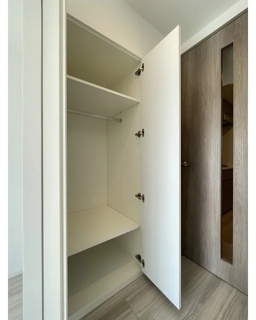 Stylio Kamata West - Interior - ["Flooring", "Wood", "Floor"]