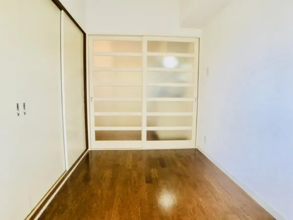 Townhouse Nakano - Interior - ["Building", "Fixture", "Wood"]