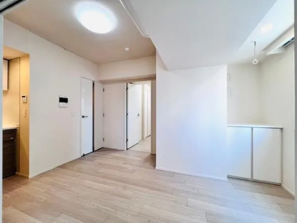 Brillia Ist Ryogoku - Interior - ["Flooring", "Floor", "Ceiling"]