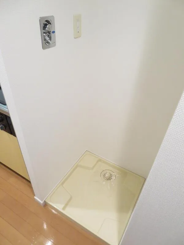 Prospect Monzennakacho - Interior - ["Flooring", "Floor", "Tile Flooring"]