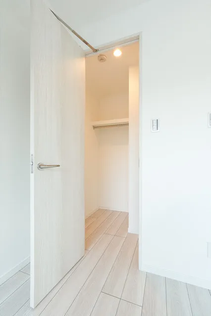 Comforia Liv Bunkyo Gokokuji - Interior - ["Flooring", "Wood", "Floor"]