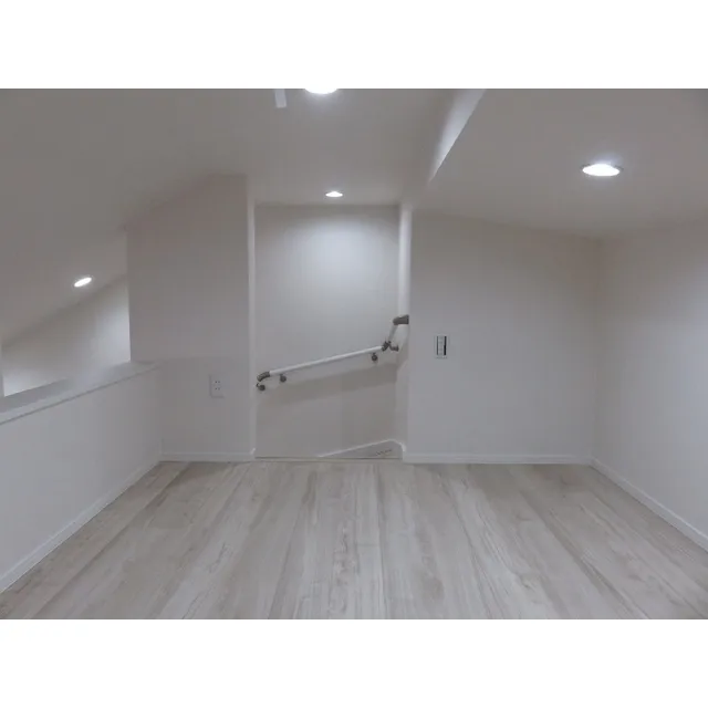 Apartment Umegaoka Grande - Interior - ["Floor", "Flooring", "Room"]