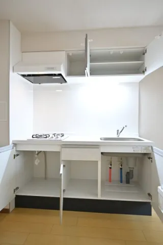 CENTRAL GARDEN RESIDENCE TOKYO - Interior - ["Wood", "Flooring", "Interior design"]